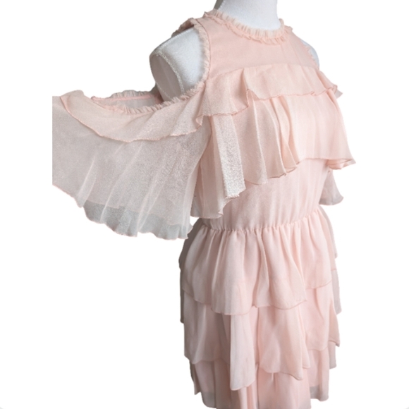 Alice + Olivia Nichola Cold Shoulder Ruffle Tiered Party Dress Blush Pink Size 8 - Picture 9 of 16